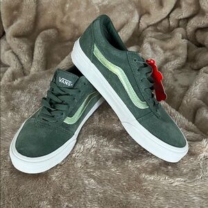 Vans Men's Forest Green Suede Sneakers